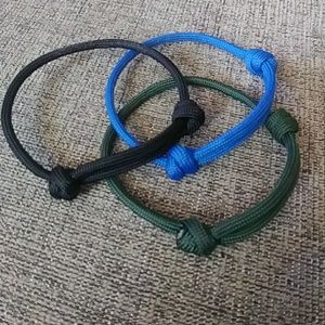 Handmade paracord bracelet $10 for all.